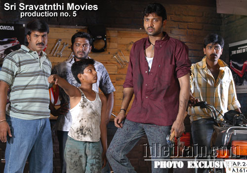 Sravanthi Movies