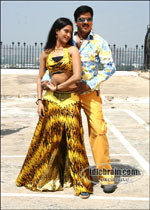 iddaru athala muddula alludu