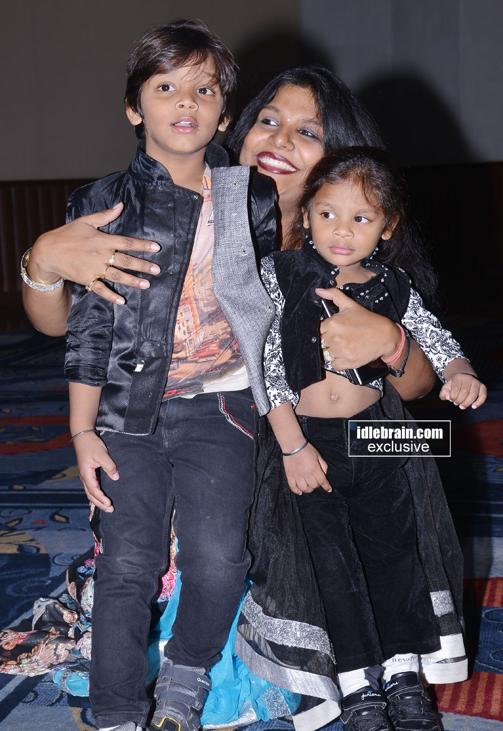 Akhil Announces Yes Mart Diwali Winner Telugu Cinema