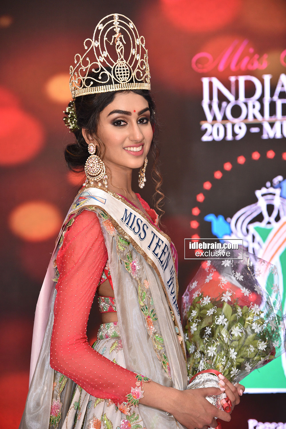 Esha Kode, the reigning Miss Teen India USA represented USA at the Miss