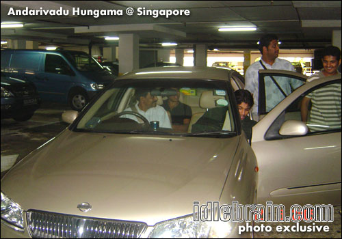 andarivadu at Singapore