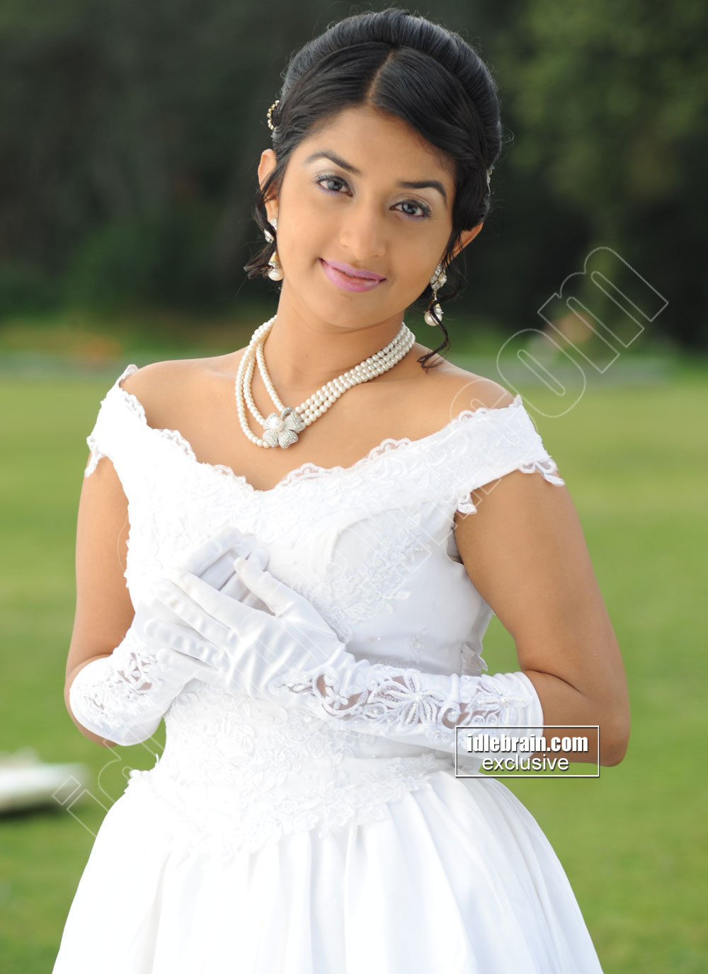 മിഷല്ലെക്ക് മിന്നുകെട്ട്; ചടങ്ങിൽ താരമായി ദിലീപ്; ഇവർ തമ്മിൽ എത്രയും വേഗം  ഒരു ചിത്രം വരണമെന്ന് ആരാധകർ! - meera jasmine sister daughter wedding actor  dileep shines on ...