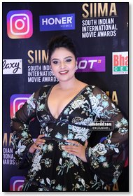 Sree Mukhi Photo Gallery Telugu Cinema Actress